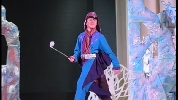 «Рождественские ёлки губернатора»